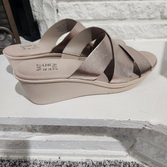 Naturalizer warm gold sandals - Picture 4 of 9